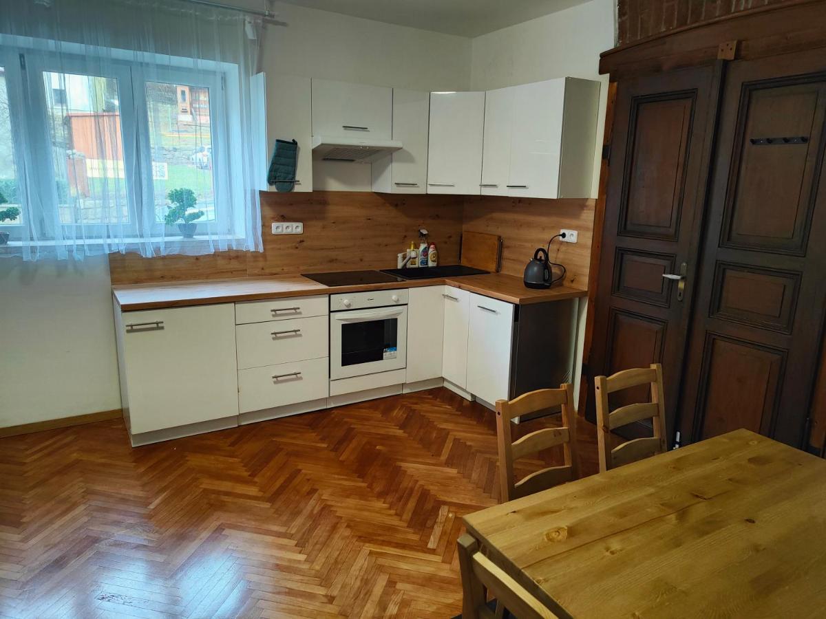 Apartmany Na Ceste Desná Exteriör bild