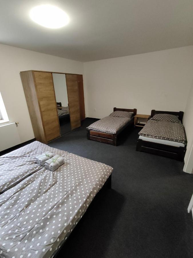Apartmany Na Ceste Desná Exteriör bild