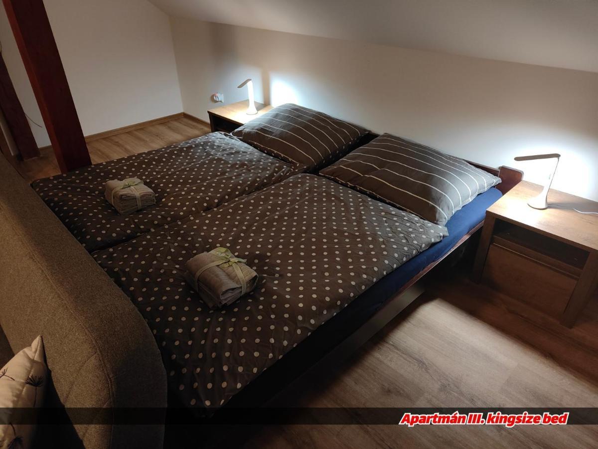 Apartmany Na Ceste Desná Exteriör bild